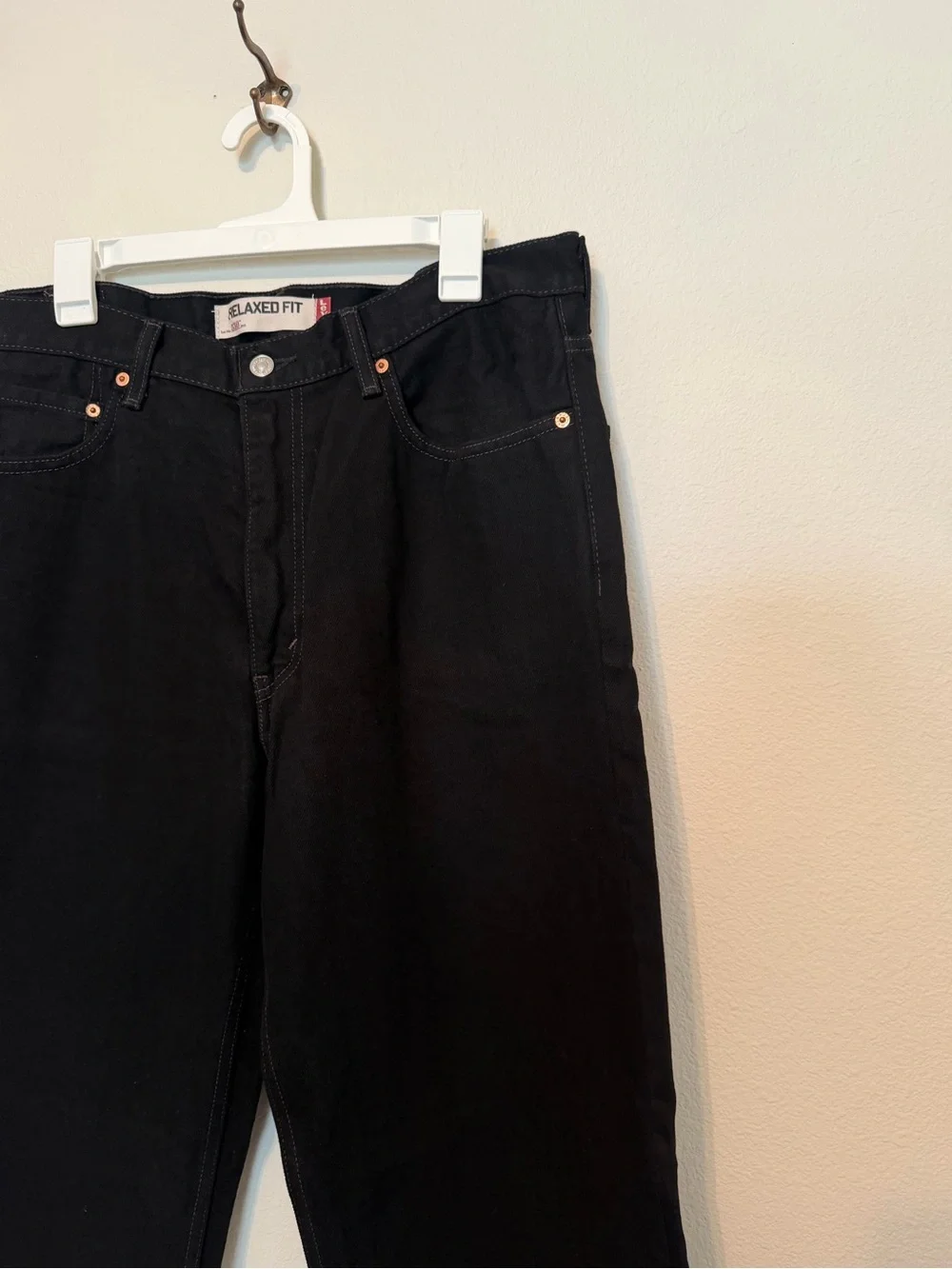 Levi's Men's Straight Leg Relaxed Black Jeans 36”x32”